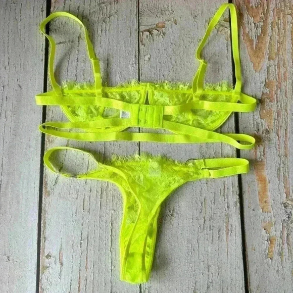 NWT 💚 Neon green Lace balconette bra thong lingerie set size S - Picture 5 of 9